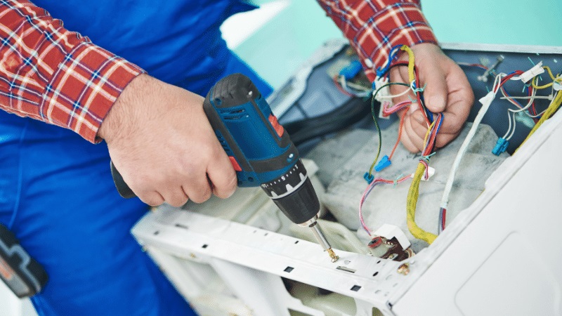 Kırkağaç Bosch Bosch çamaşır makinesi kart tamiri – Su almama arızası orijinal parça ile giderildi. - Teknik servis örneği